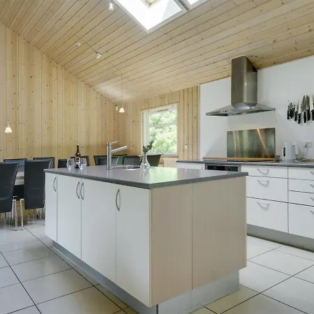 Casa de Férias Lottje - 300m From The Sea In Lolland- Falster And Mon By Interhome *