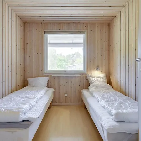 Lottje - 300m From The Sea By Interhome * Rødby